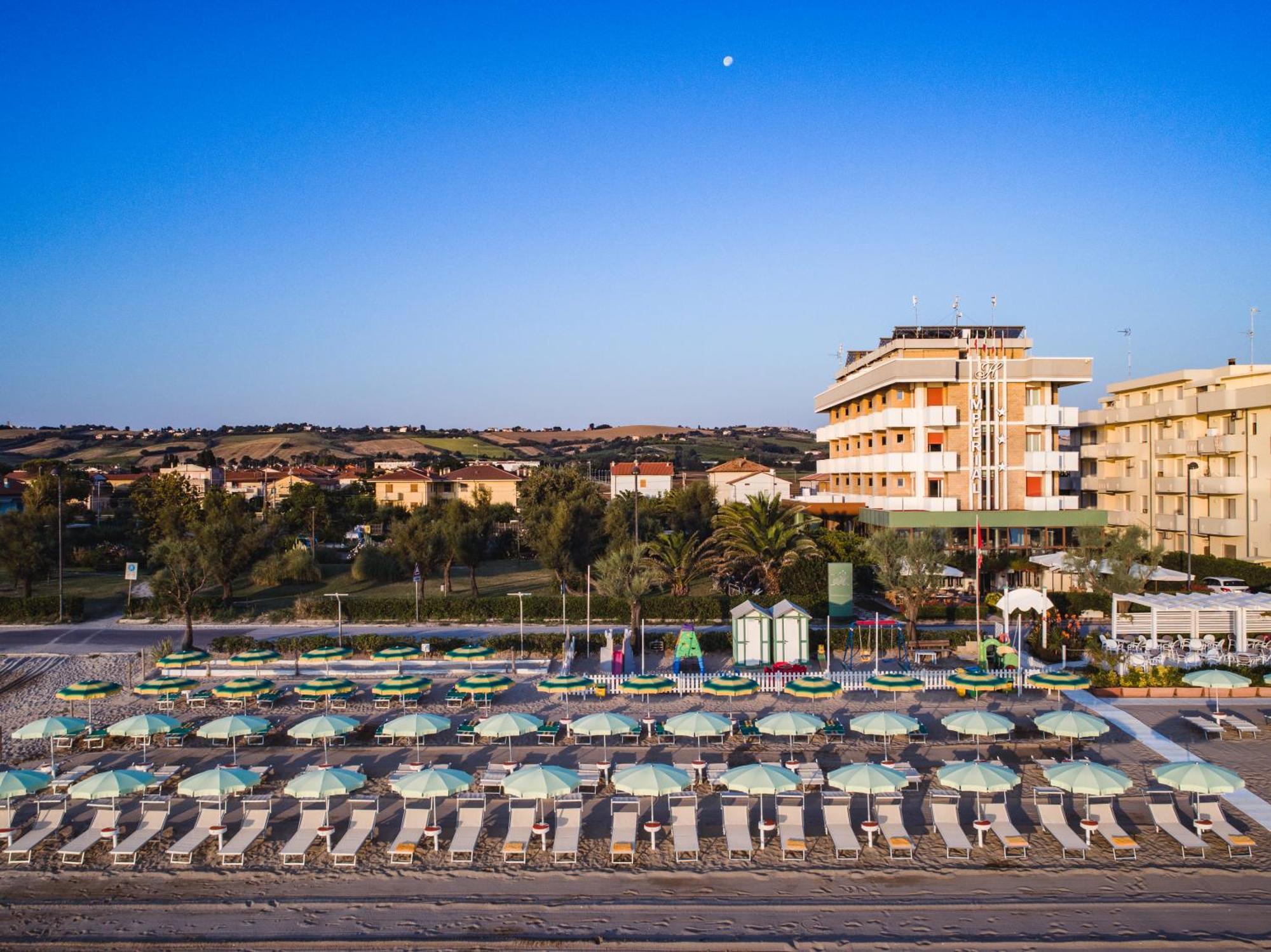 Una Hotels Imperial Beach Hotel ماروتّا المظهر الخارجي الصورة