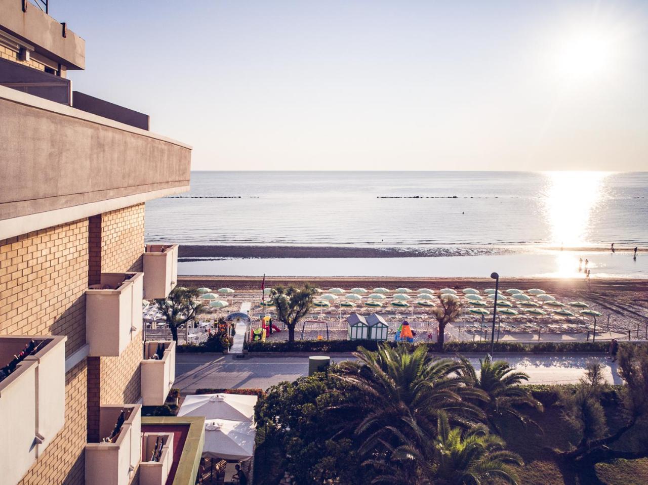 Una Hotels Imperial Beach Hotel ماروتّا المظهر الخارجي الصورة
