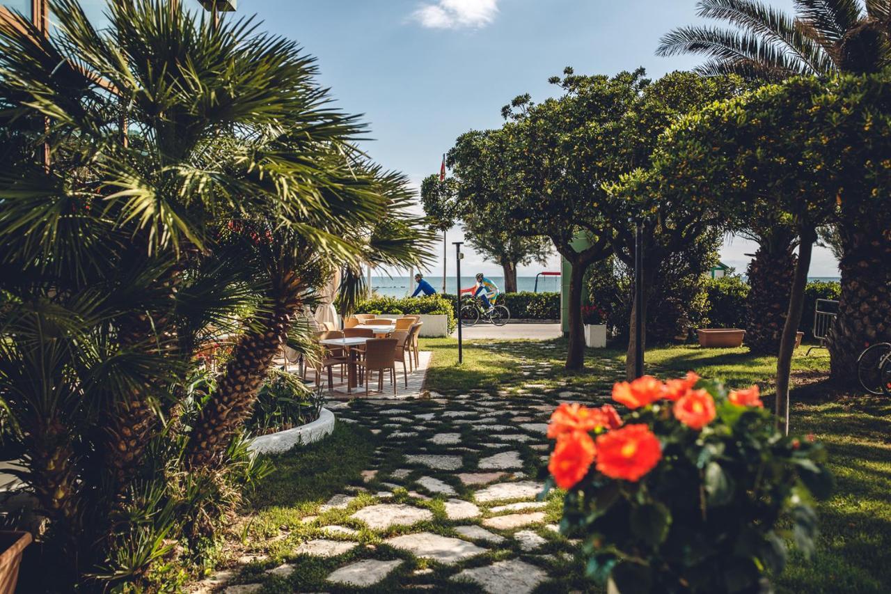 Una Hotels Imperial Beach Hotel ماروتّا المظهر الخارجي الصورة